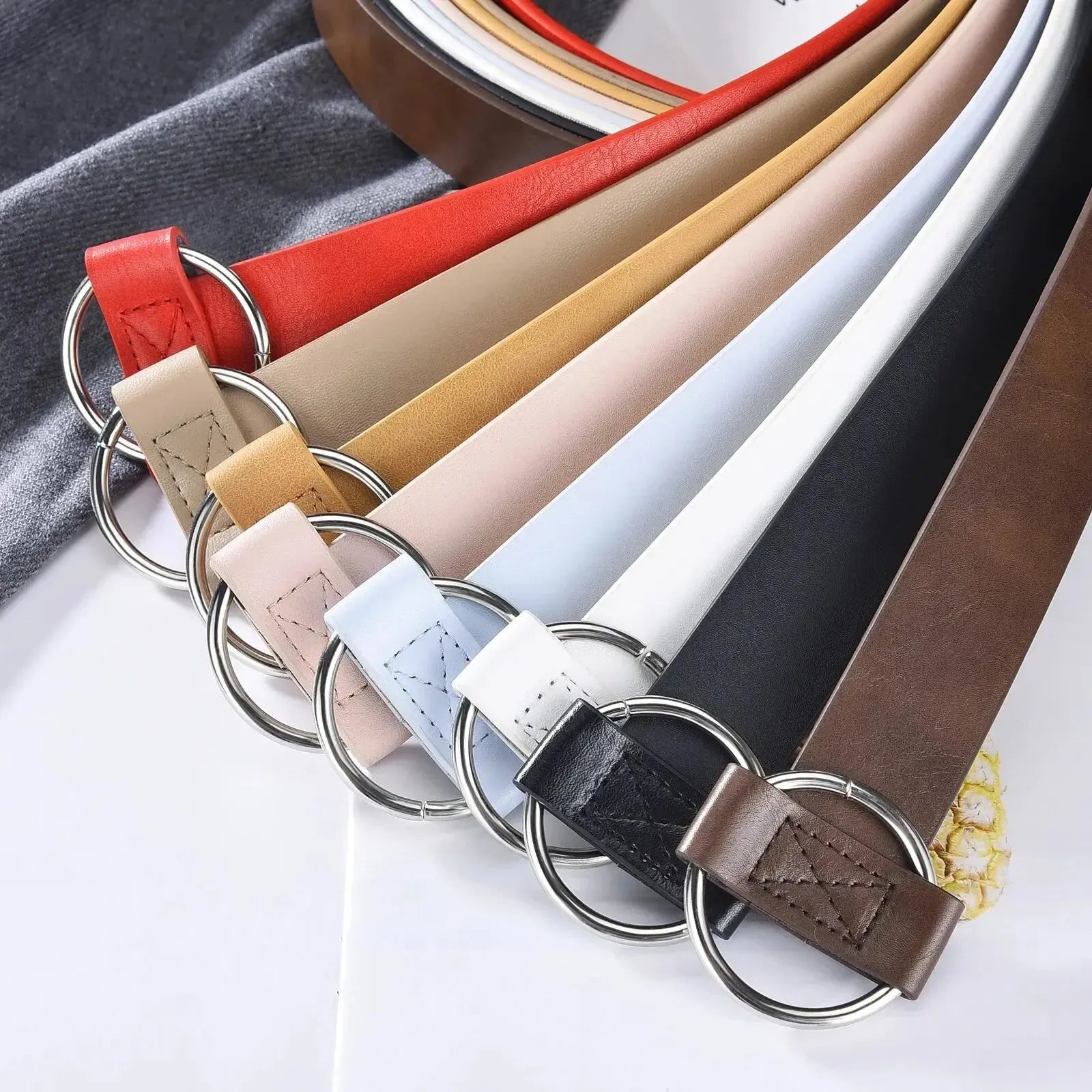 Ceinture femme en cuir non perforé — boucle ronde élégant