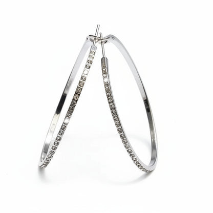 Boucles d’oreilles créoles Glam Circle – Strass grand cercle