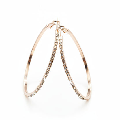 Boucles d’oreilles créoles Glam Circle – Strass grand cercle
