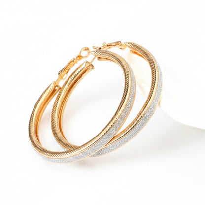 Boucles d’oreilles créoles Glam Circle – Strass grand cercle