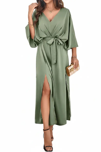 Robe Aura Chic – Coupe Ample Taille Haute Col V