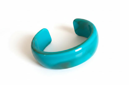 Bracelet Ondulé Bold – Résine épaisse pour femme