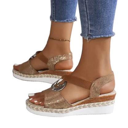 Sandales compensées à imprimé serpent pour femme – Élégantes et tendance