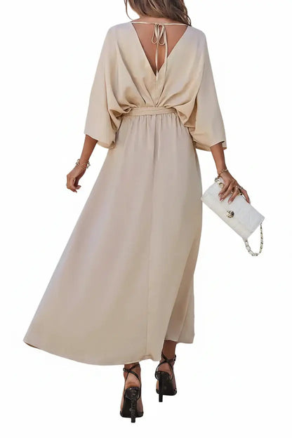 Robe Aura Chic – Coupe Ample Taille Haute Col V
