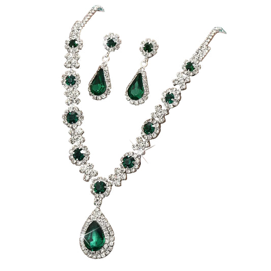 Ensemble Bijoux Élégance – Collier & Boucles 3 pièces
