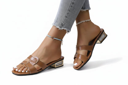 Sandales à talon épais et bout carré à brides croisées, Printemps/Été