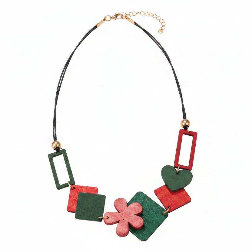 Collier Bohème Nature – Pendentif cœur bois & fleur ethnique