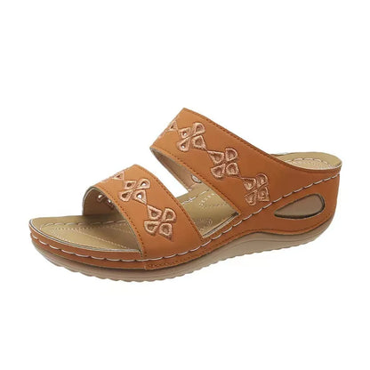 Pantoufles broder fleurs en cuir sandales d'été pour femme