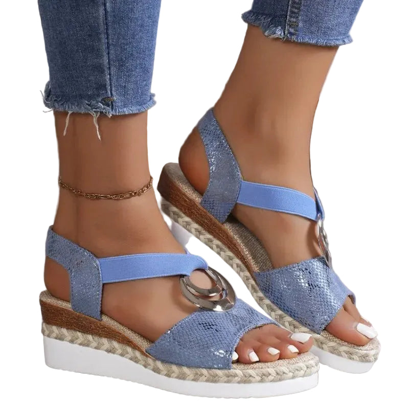 Sandales compensées à imprimé serpent pour femme – Élégantes et tendance