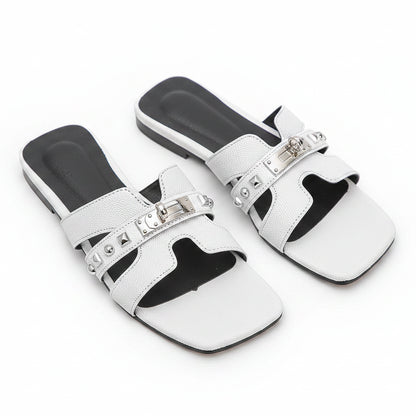 Pantoufles Plates de Luxe pour Femme – Sandales de Plage Tendance et Confortables