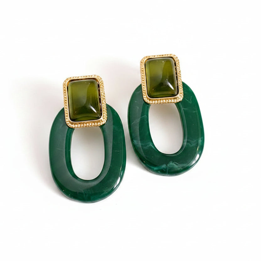 Boucles d’oreilles résine – Carrées creuses pour femme